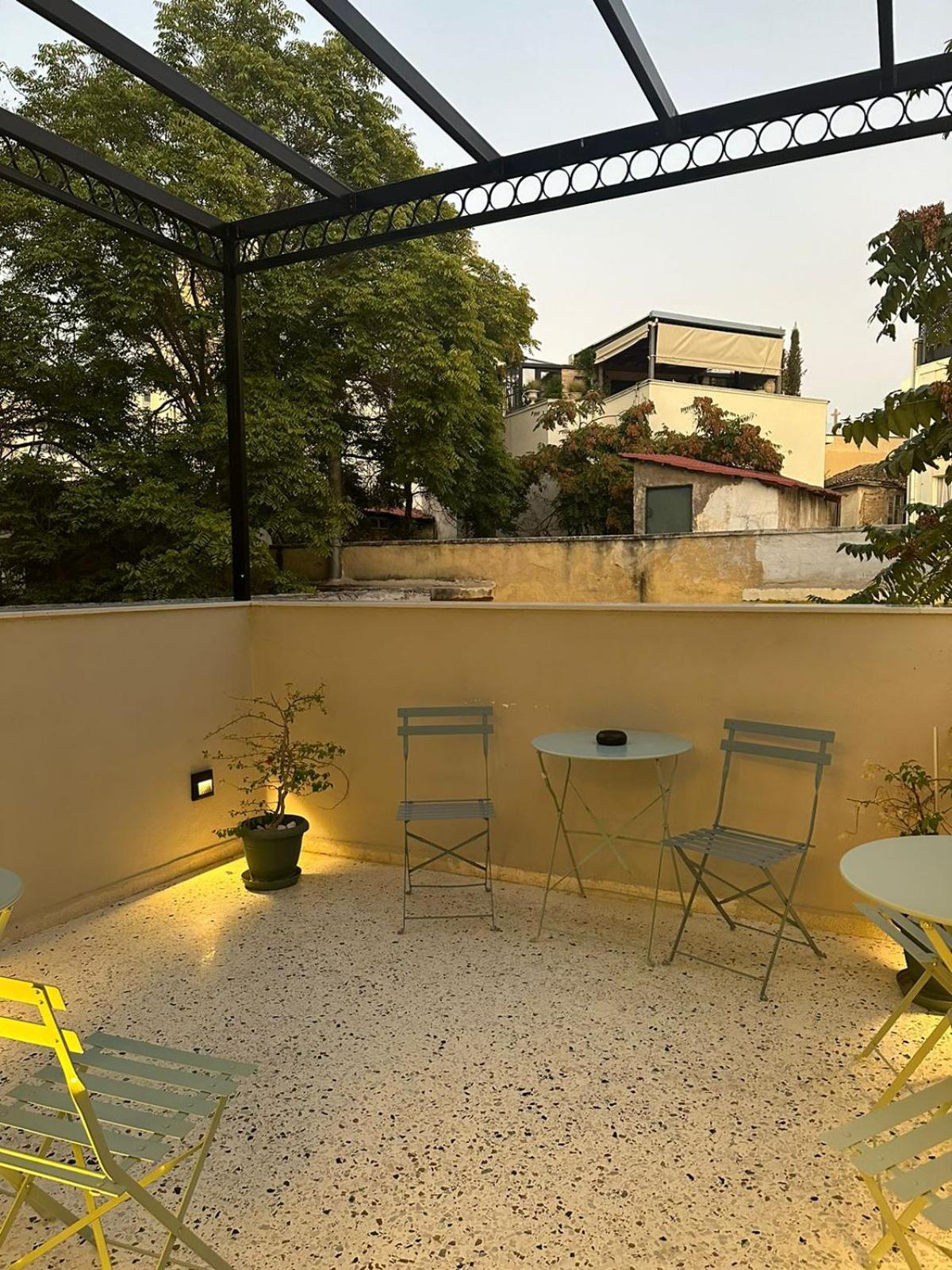 Belle Athenes - Luxury Rooms At Monastiraki Railway Station Bagian luar foto