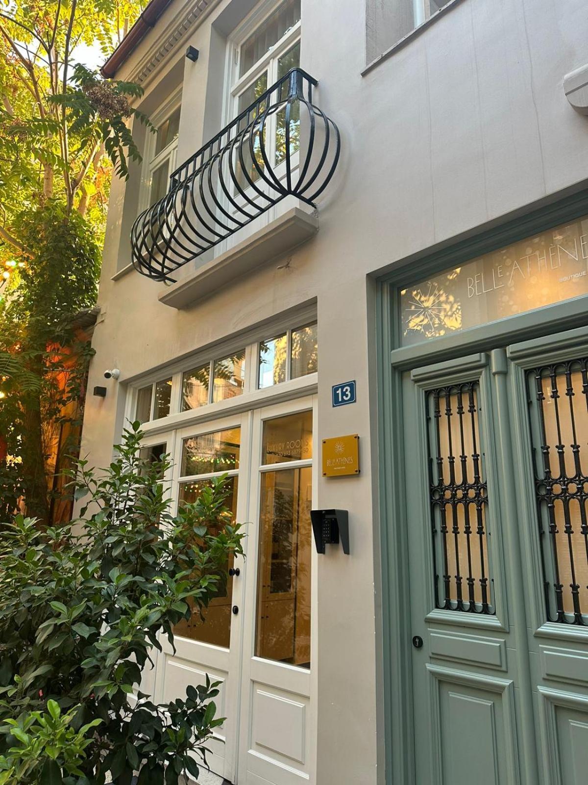 Belle Athenes - Luxury Rooms At Monastiraki Railway Station Bagian luar foto