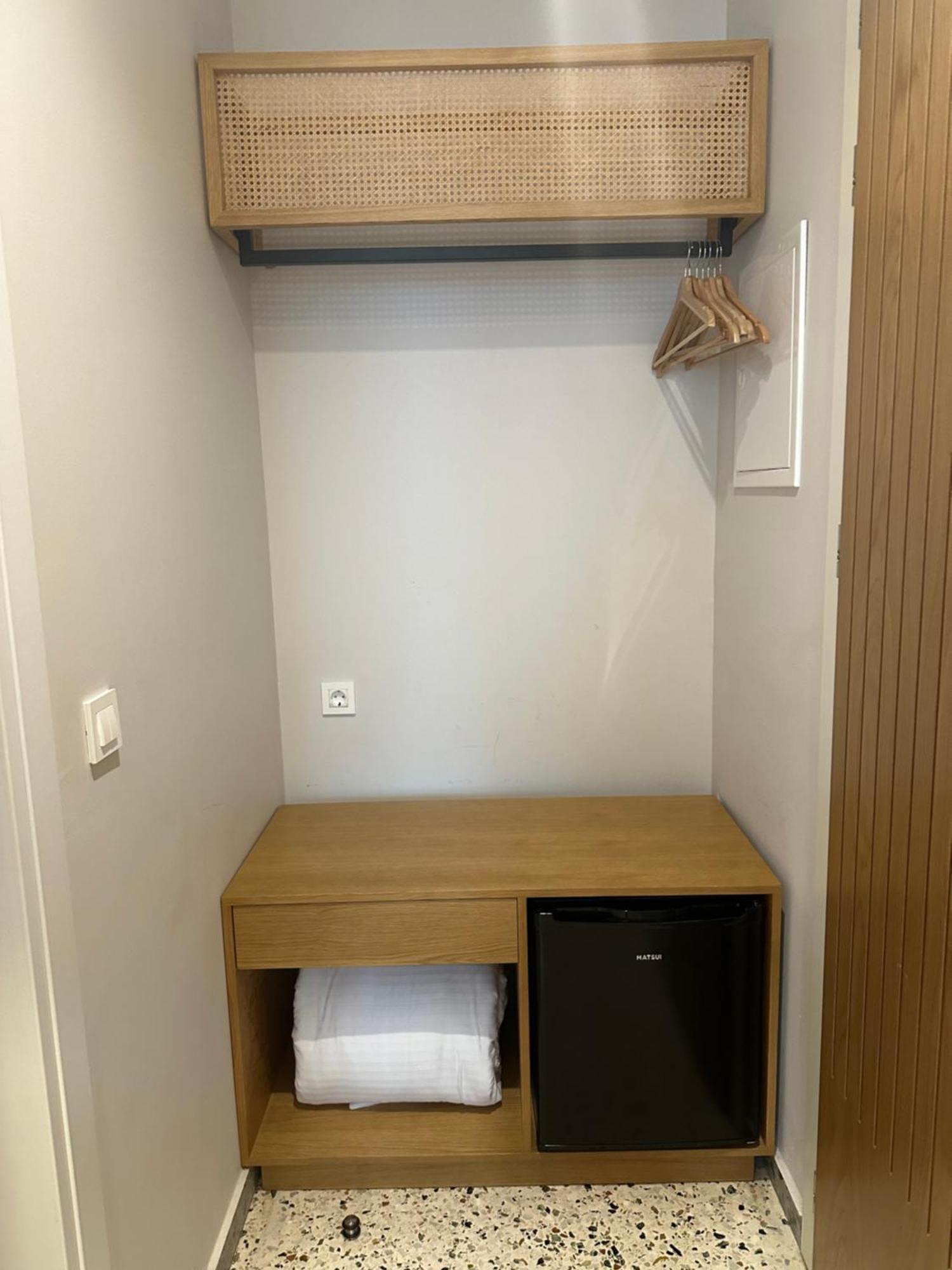 Belle Athenes - Luxury Rooms At Monastiraki Railway Station Bagian luar foto