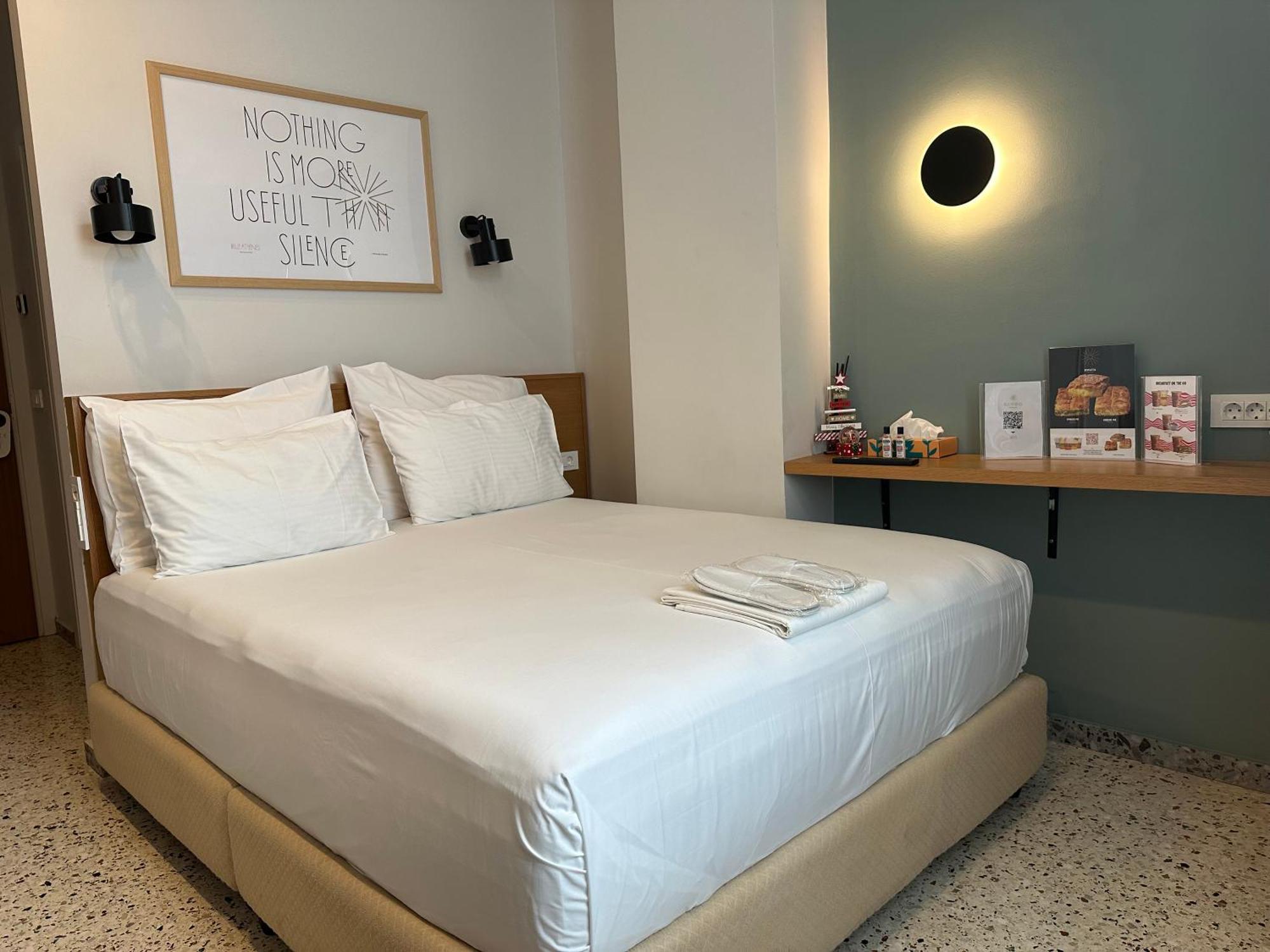 Belle Athenes - Luxury Rooms At Monastiraki Railway Station Bagian luar foto